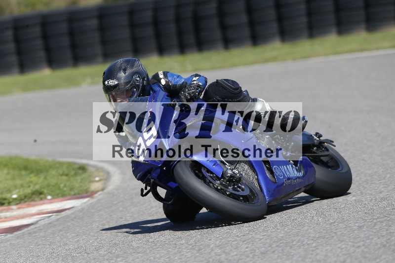 /43 08.08.2025 Discover the Bike ADR/Race 3 rot/99